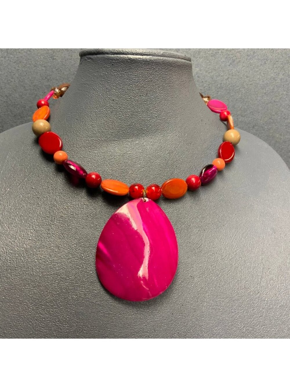 Teardrop Shell Pendant Necklace 19 In Magenta Pink Orange Brown Beaded Exotic